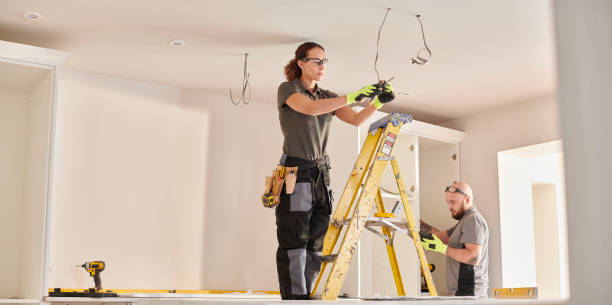 Best Licensed Electrician  in Dunes City, OR